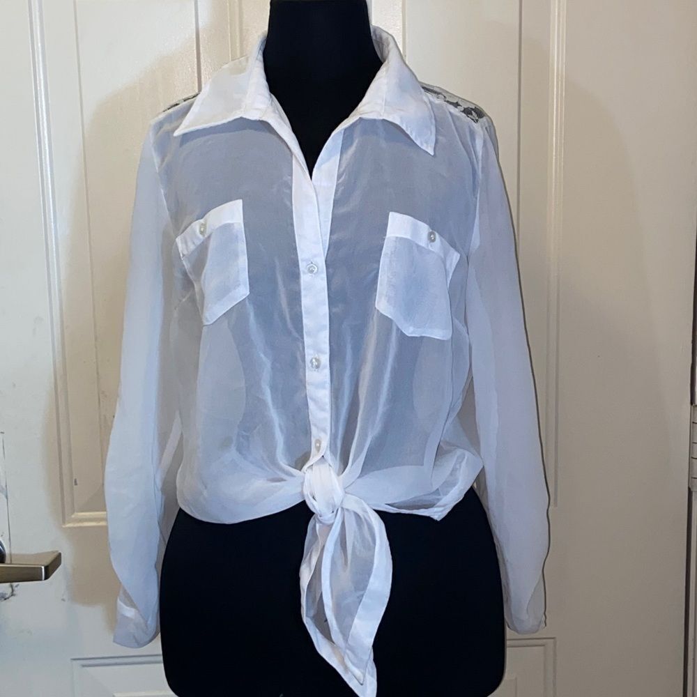LEI Life Energy Intelligence White Sheer Blouse Junior Size XL (15/17)